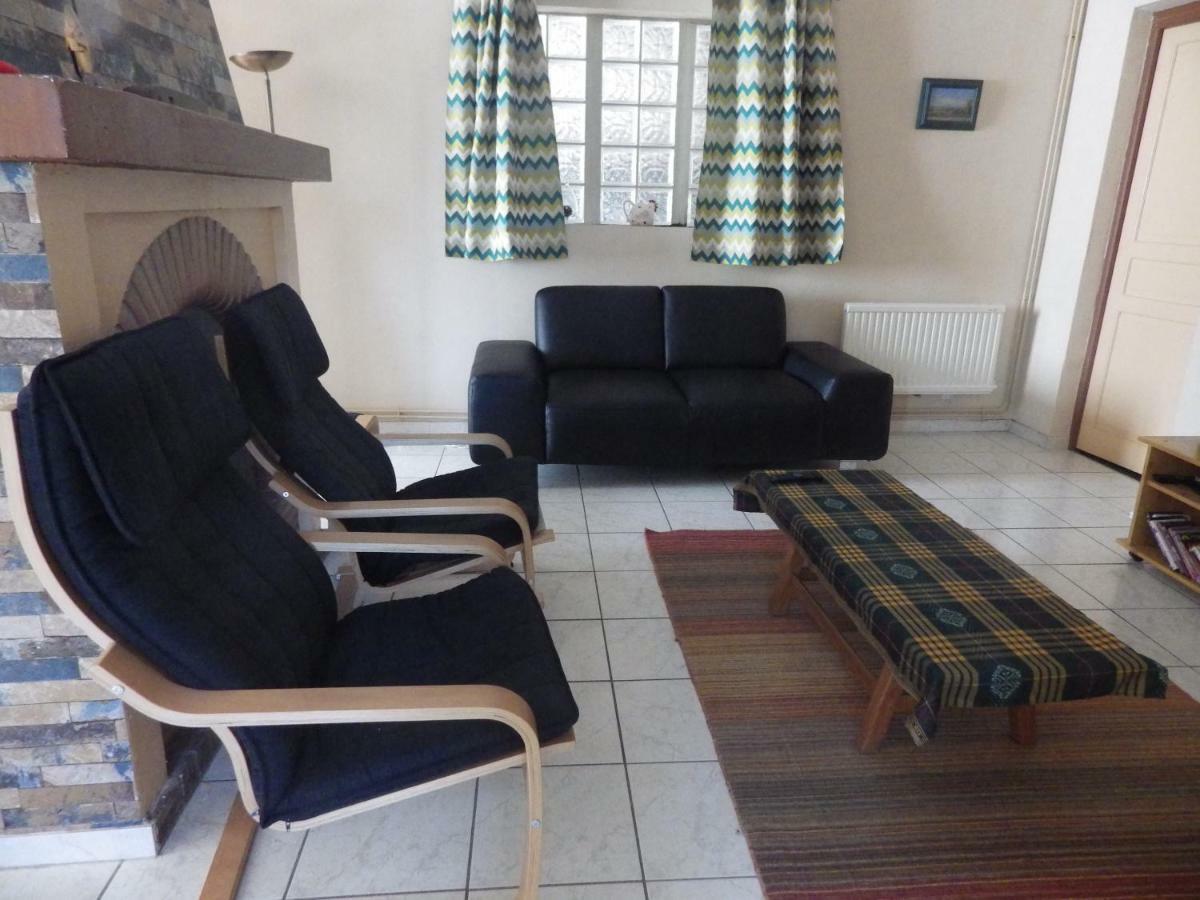 Freneuse  Gite 32 Rue Du Huit Mai מראה חיצוני תמונה